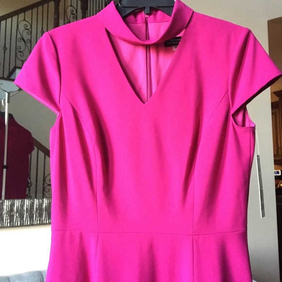 ✨Tahari Dress - Picture 6 of 8